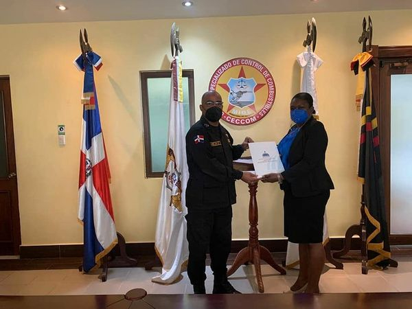 CECCOM, recibe la visita de la Licencia Anyejica De La Cruz, encargada de la Oficina Municipal del Ministerio De La Mujer, Haina.