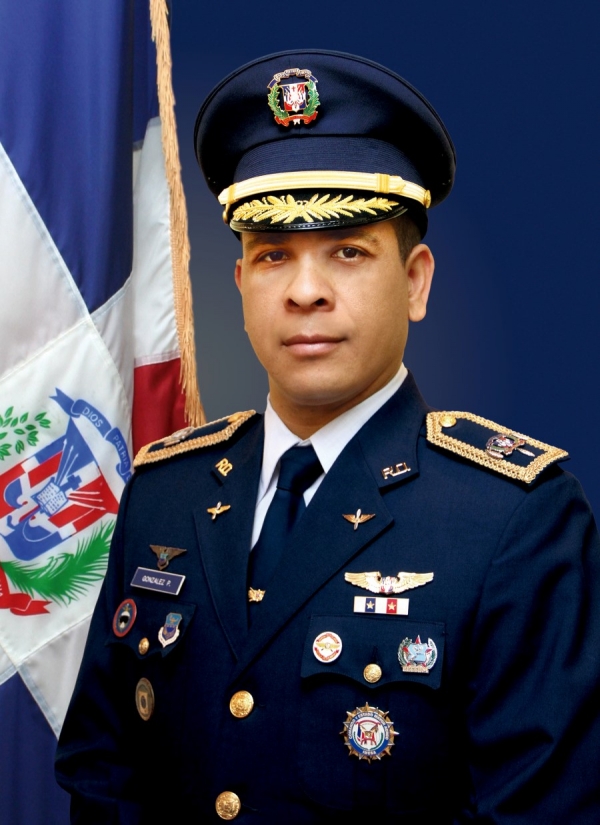 Coronel Piloto Huáscal Darío González Payano