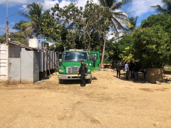 CECCOM Desmanteló punto de almacenamiento de combustibles en Haina