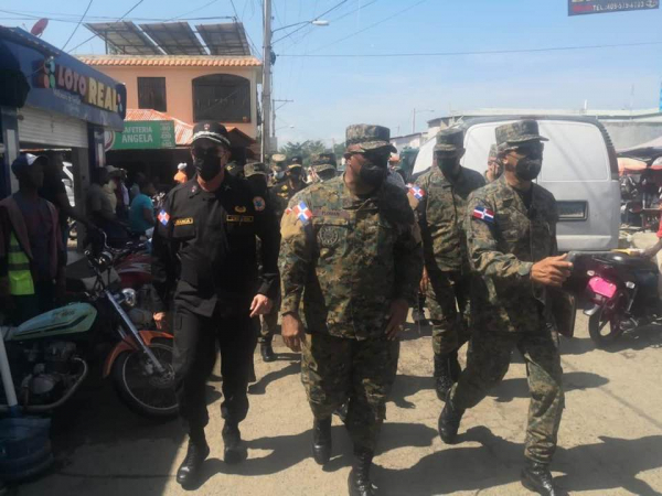 CECCOM y el Ejército de la República Dominicana en la zona Fronteriza.