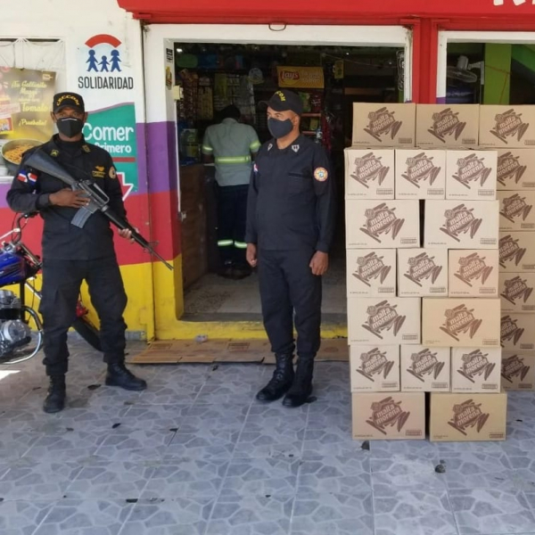 Personal de la Dirección Regional Sur, realizan operativo de inspección a comercios de la ciudad de San Juan de la Maguana