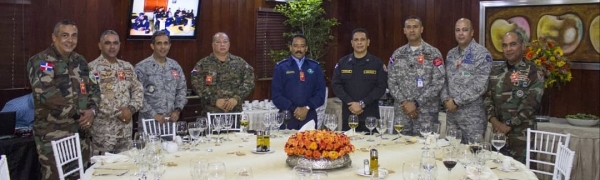 Almuerzo Fraternal con los Directores Generales de Cuerpo Especializados